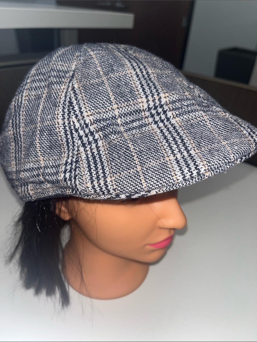 Roots Plaid Newsboy Cap - Blue, Gray, Cream Size Medium